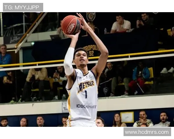 文班亚马新秀赛季表现惊艳场均20分10篮板3盖帽引领联盟新星