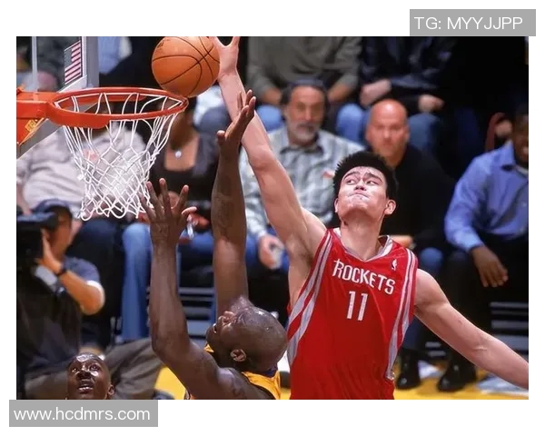 火箭队与湖人对决姚明的传奇时刻重温篮球辉煌岁月