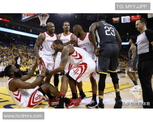 火箭队与勇士队四场精彩对决回顾全景分析与精彩瞬间重温