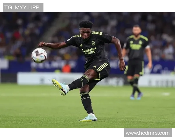 克莱蒙特与格勒诺布的精彩对决分析与赛季展望